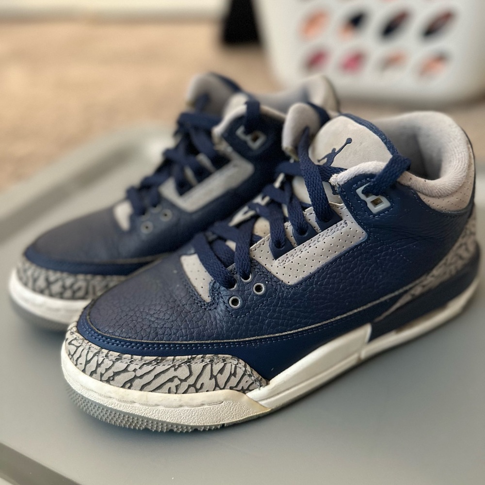 Jordan 3 - Georgetown